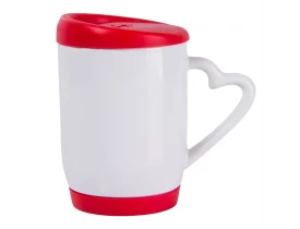 CANECA CERAMICA ALÇA CORAÇÃO TAMPA SILICONE VERMELHA